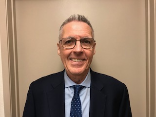Robert Holman Headshot